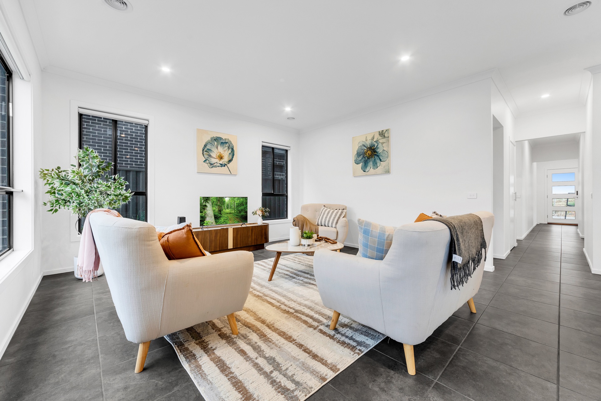 Staged property in Clyde